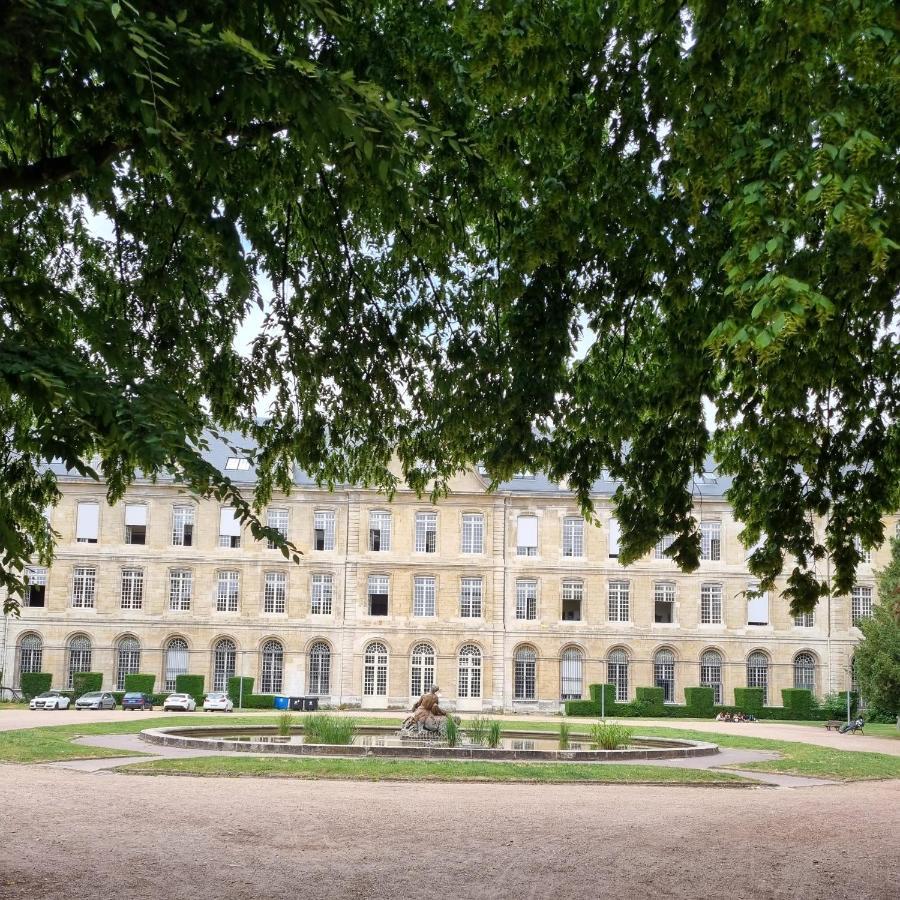 Centre-Ville Le Nid D'Amour Jacuzzi Appartement Rouen Dış mekan fotoğraf