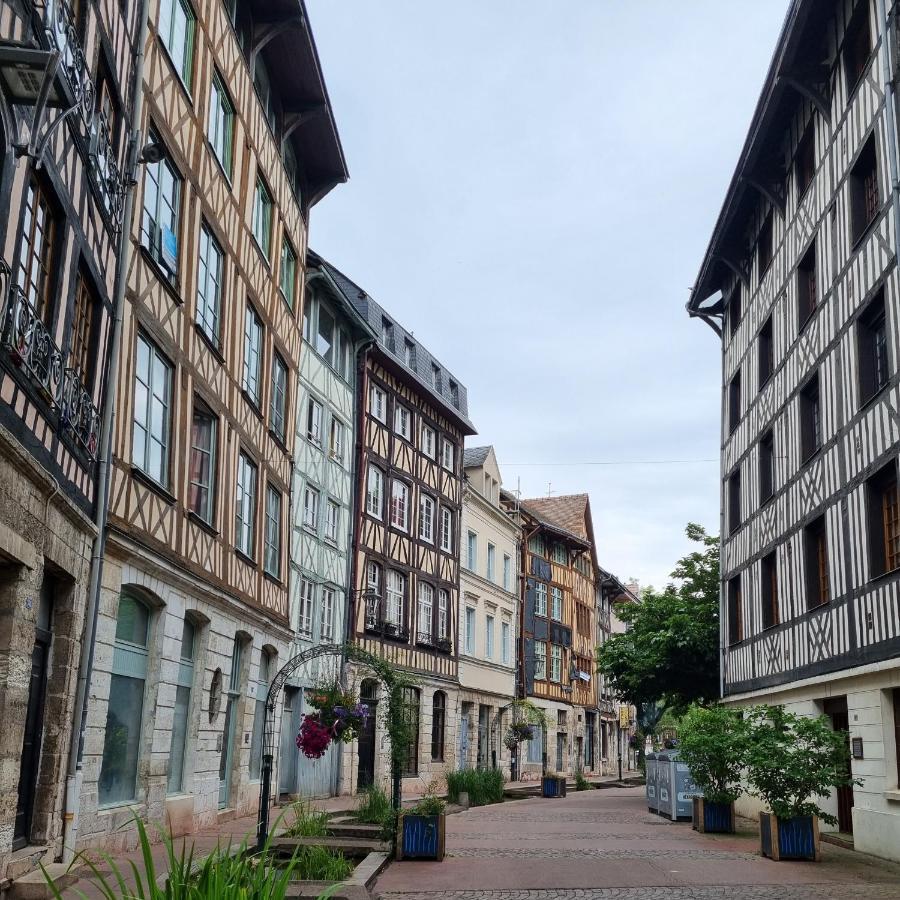 Centre-Ville Le Nid D'Amour Jacuzzi Appartement Rouen Dış mekan fotoğraf